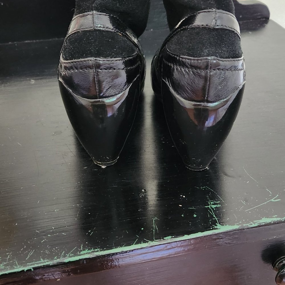 Womans boots - Picture 3 of 4